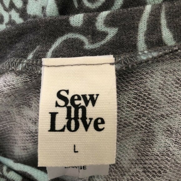 Sew in Love Paisley Softness Lrg Short Sleeve Cold Shoulder Tunic Embellished V - Picture 10 of 11